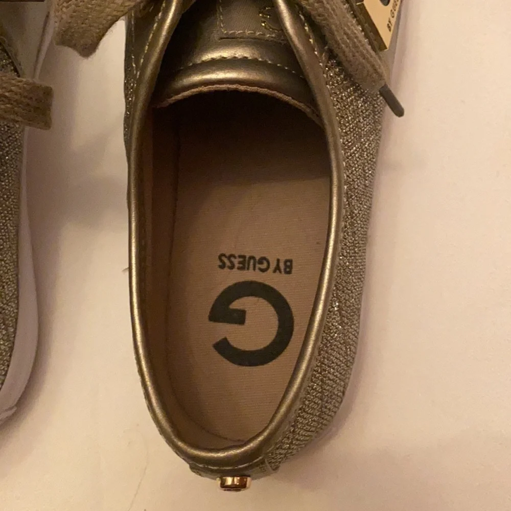 G BY GUESS LACE UP GOLD QUILTED SNEAKERS GGBACKERS3 Metallic ⭐️⭐️⭐️⭐️⭐️